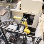 Roboty vedia obsluhovať množstvo strojov, od CNC obrábacích centier až po priemyselné práčky